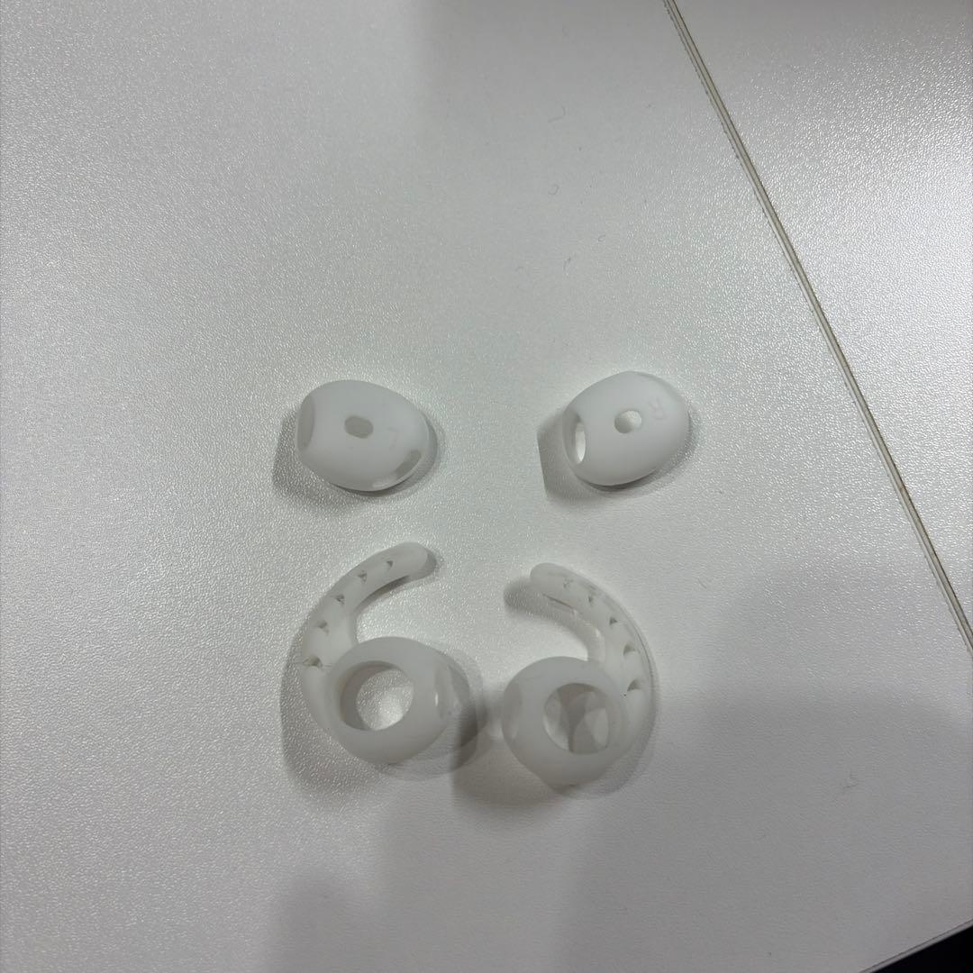 airpods4 anc AppleCare+ ケース、イヤーピース付き