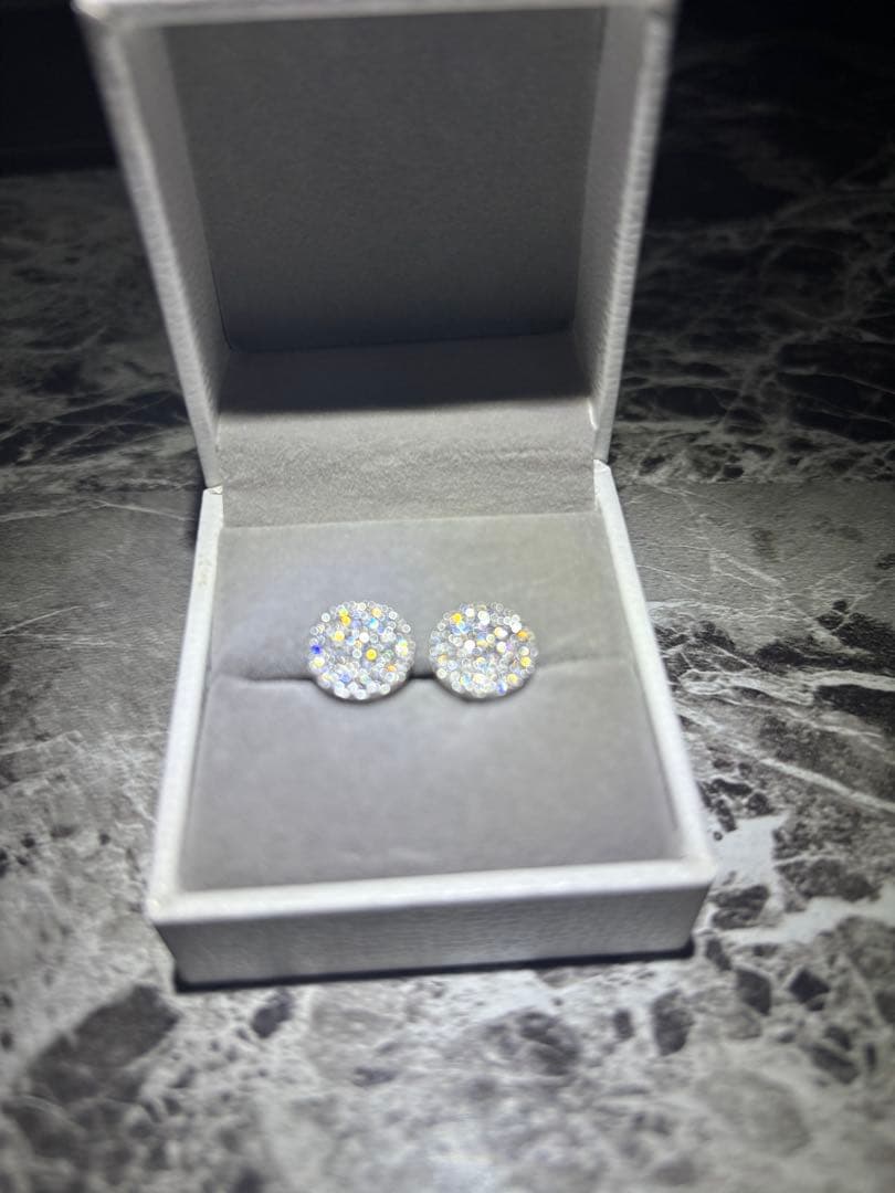 モアサナイト 10mm 丸型 両耳ピアス イヤリング