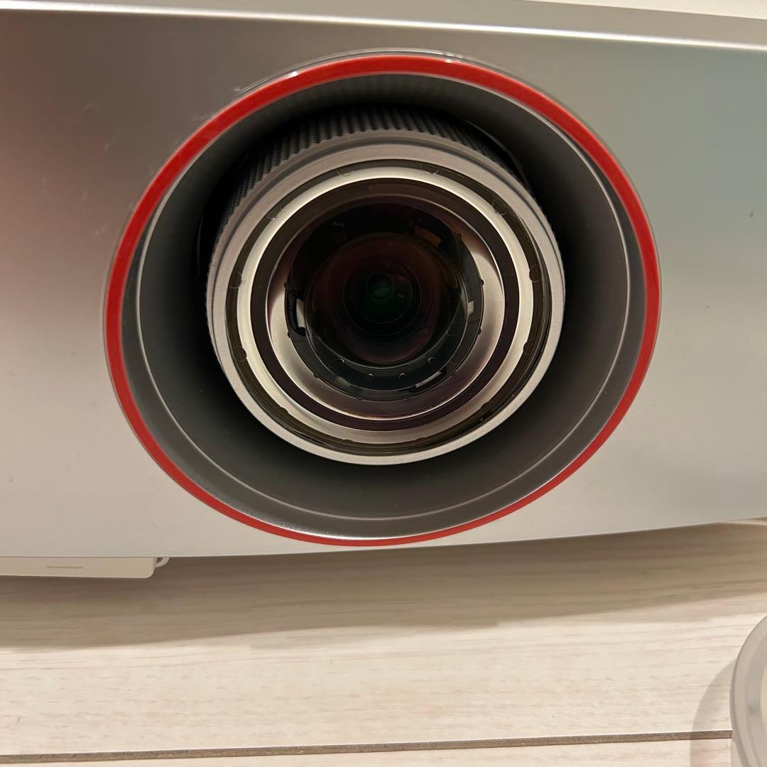 BenQ HT2150ST ホームプロジェクター（フルHD 短焦点）