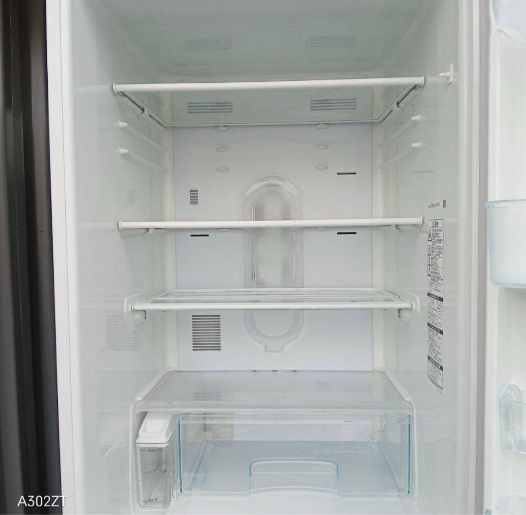 627 送料設置無料　Panasonic　自動製氷機能付き大型冷蔵庫　365L