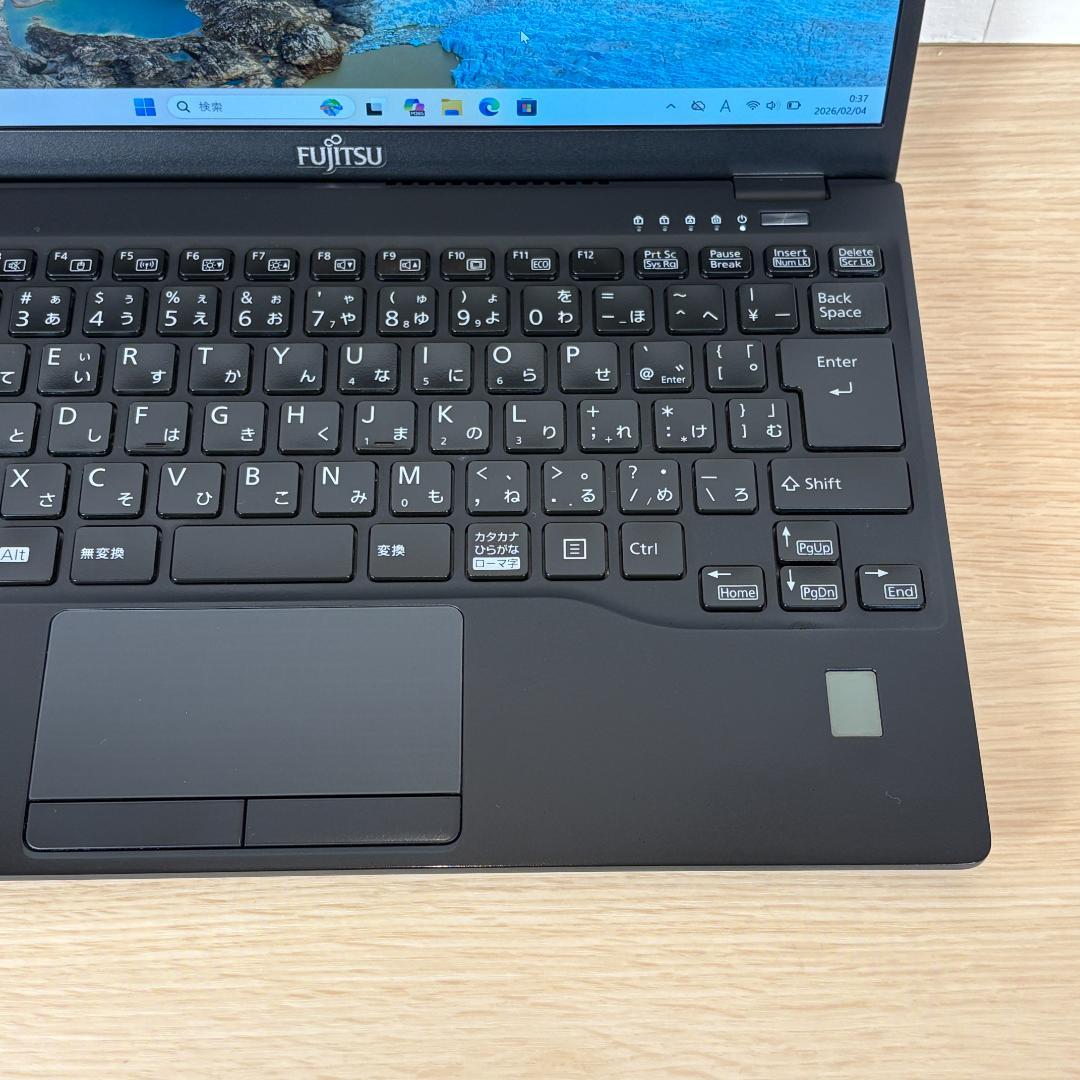 富士通　11世代i5　ノートパソコン　Windows11　ハイエンド　AI　09