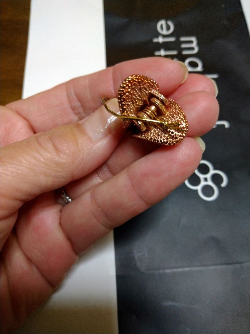 コレットマルーフ メタルペブルジョークリップ