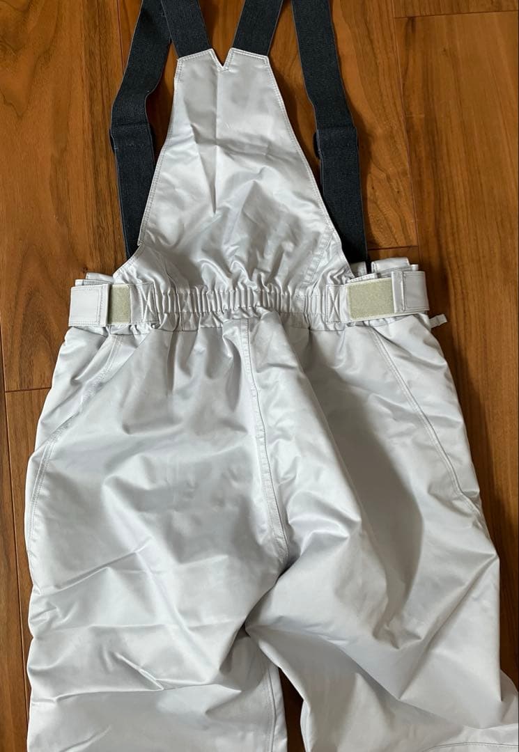 【11号】デサント　スキーウェア　黒　ブラック　柄　レディース