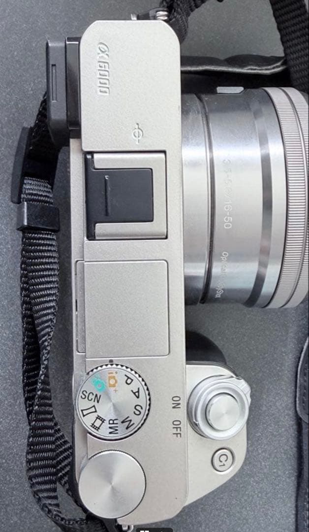 げ*い様 SONY α6000 ミラーレス一眼 Eレンズ付き