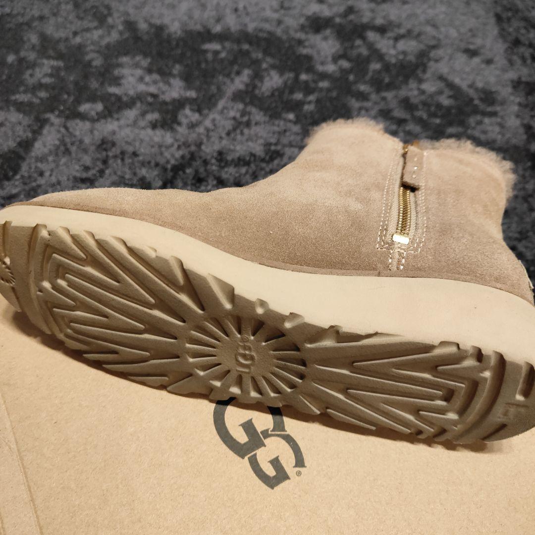 【美品】UGG ムートンブーツ ファスナー付き23cm レディース