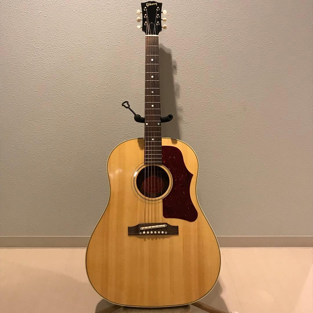 新品同様!！！　2021年 Gibson J-50 ADJ