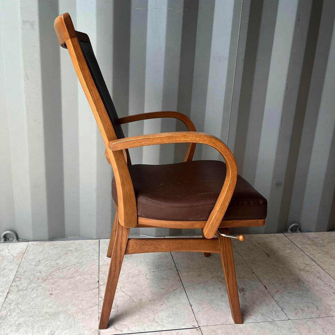 取付無料！カリモク チターノ 肘掛付おしゃれブラウン回転式ダイニングチェア✨