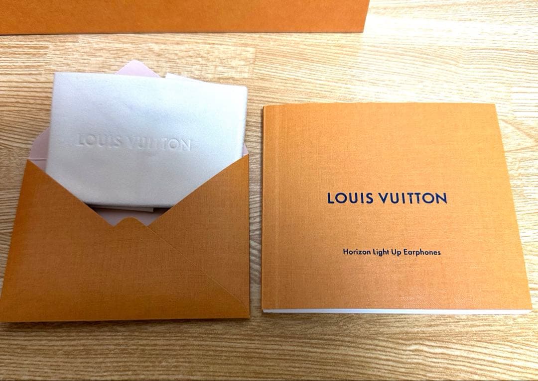 Louis Vuitton ワイヤレスイヤホン
