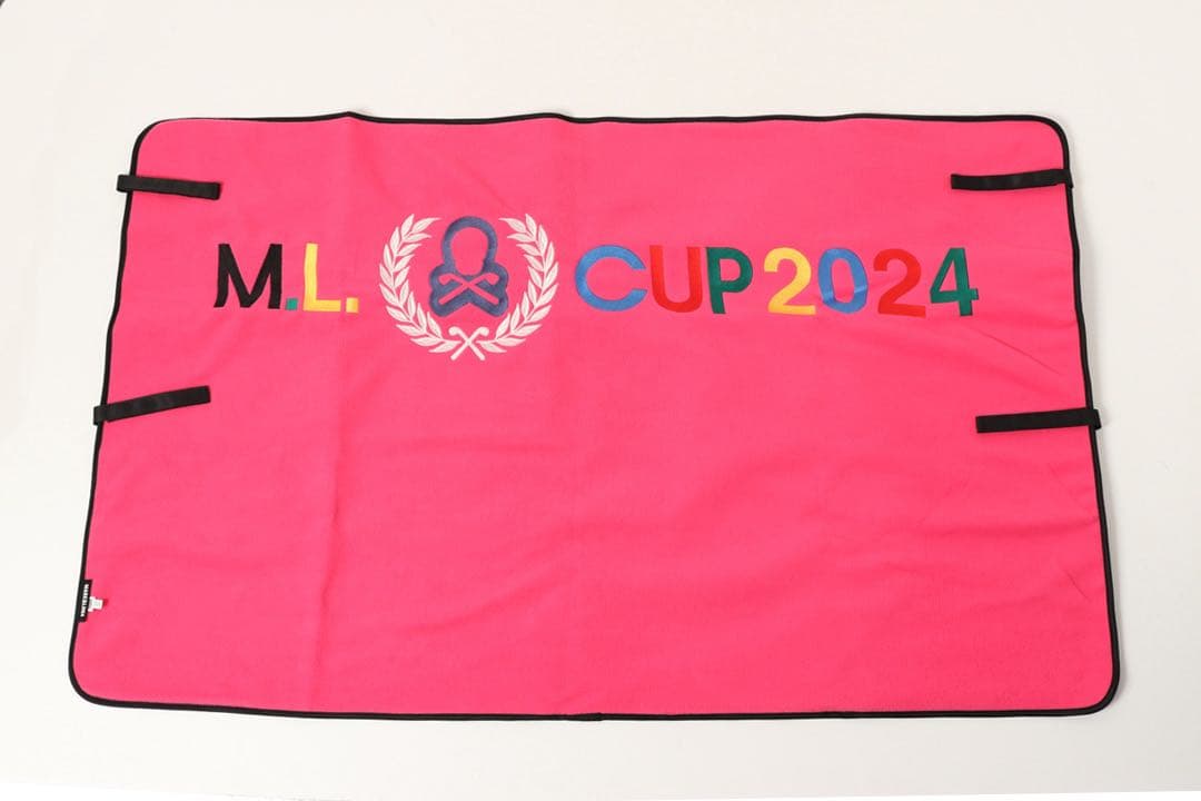 ☆マークアンドロナカップ2024限定非売品 ゴルフカート シートカバー!!