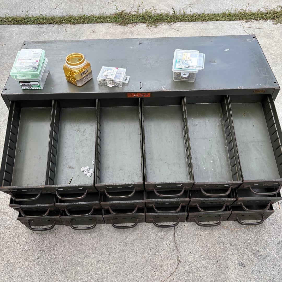 ミリタリー　収納キャビネット 1949年製