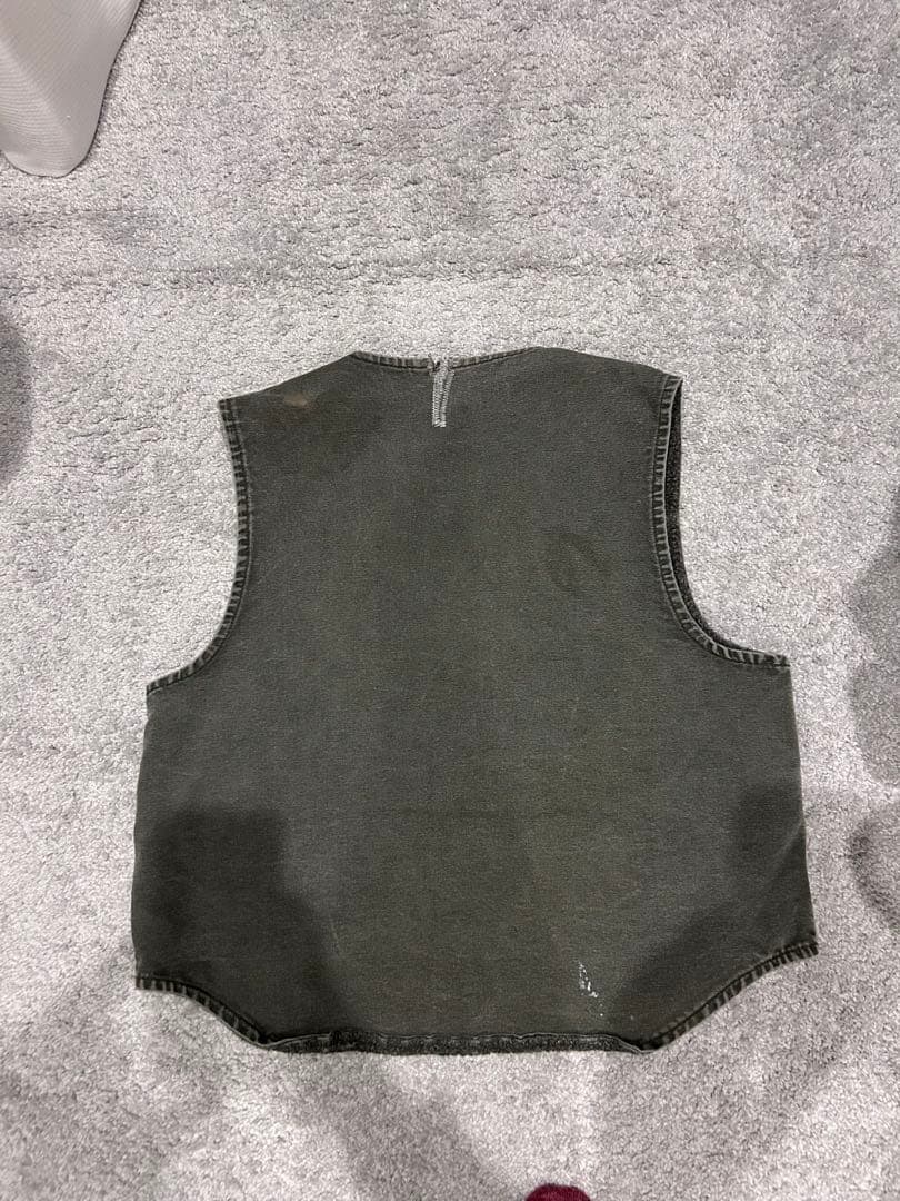 カーハート　ベスト　モスグリーン　※難あり