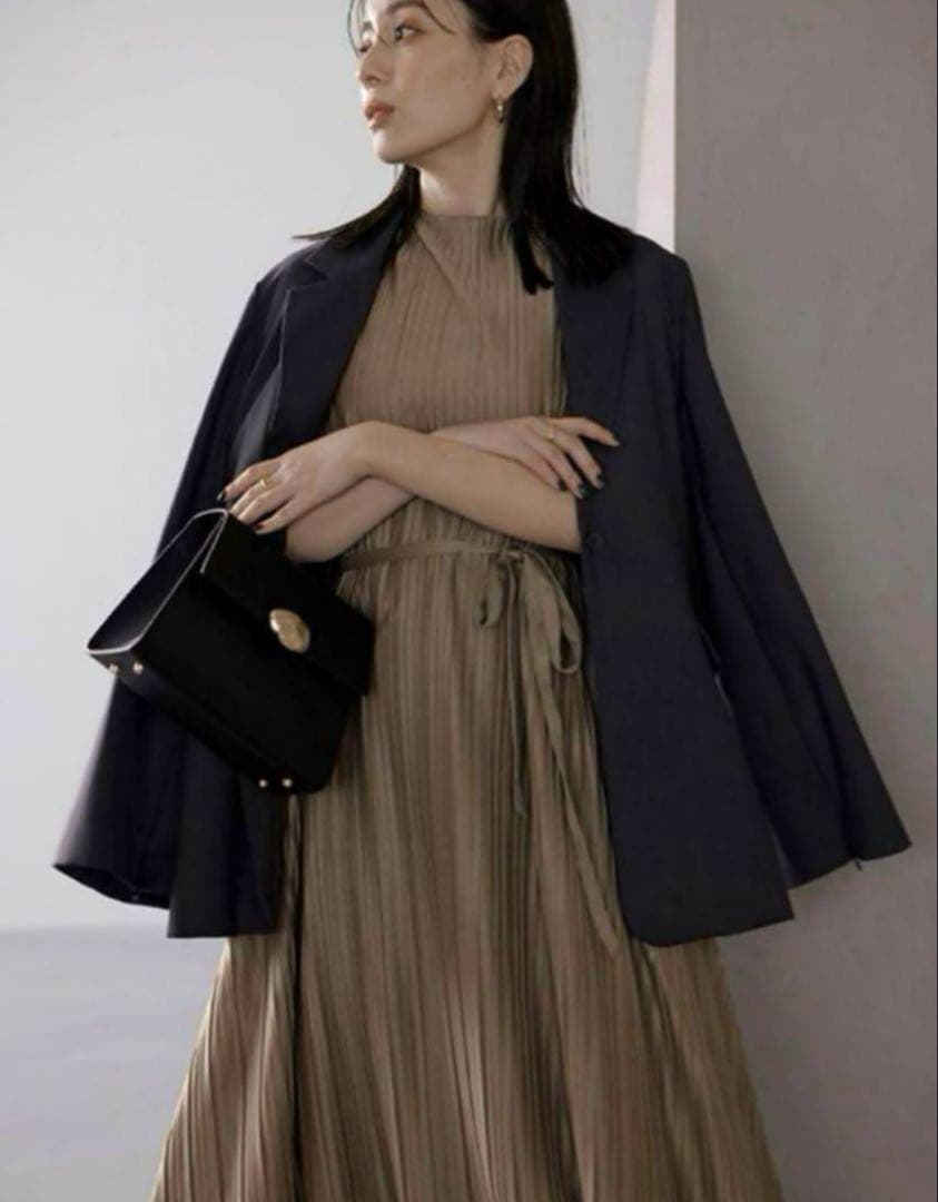 アニュアンス anuans モチーフ付きミニハンドルバッグ （BLACK）