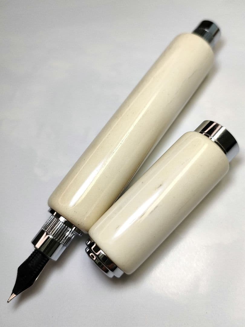 【鹿の角】グラデュエイト万年筆（極太）