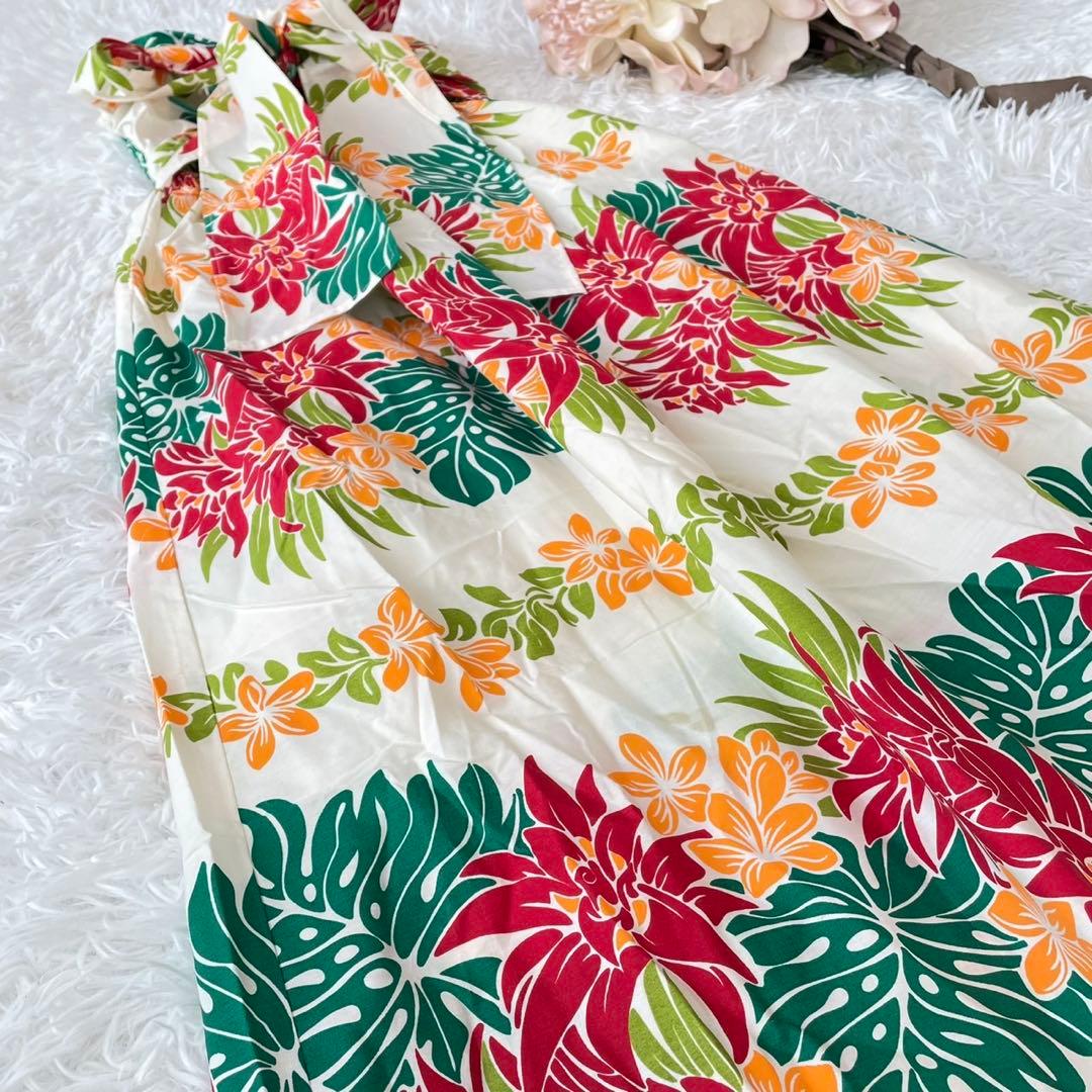 Sea Shell Pinkハワイアンワンピース　ハイビスカス花柄　リゾート