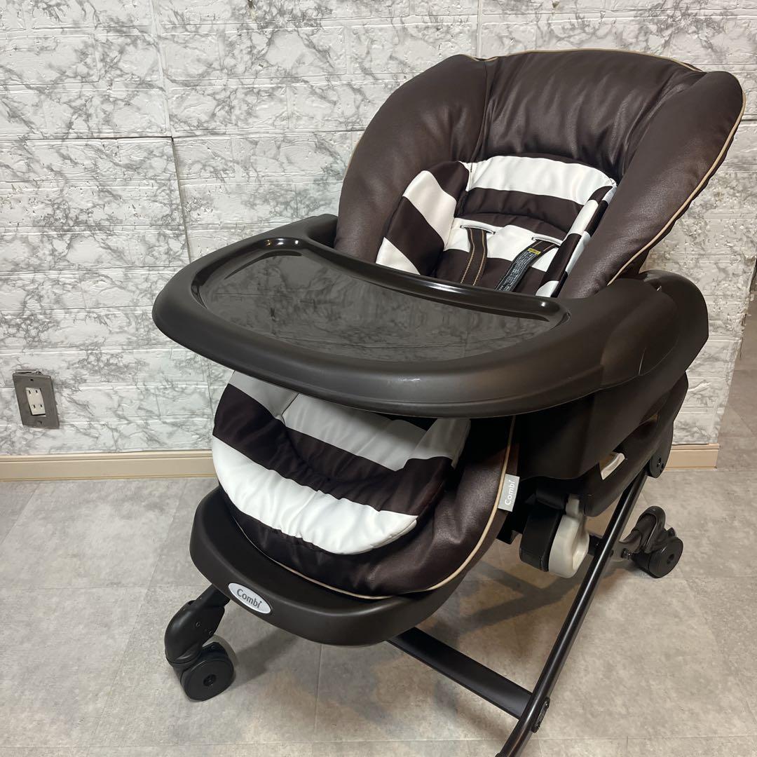 【美品】コンビ ネムリラ 4キャス AT オートスウィング ハイローチェア