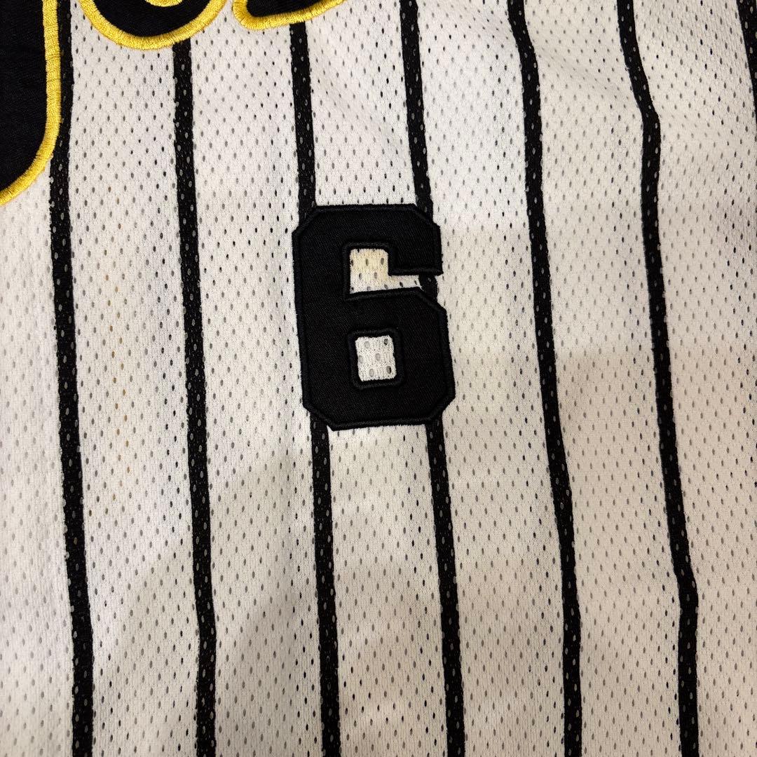 【極美品】阪神タイガース 金本知憲 ユニフォーム 刺繍 Lサイズ