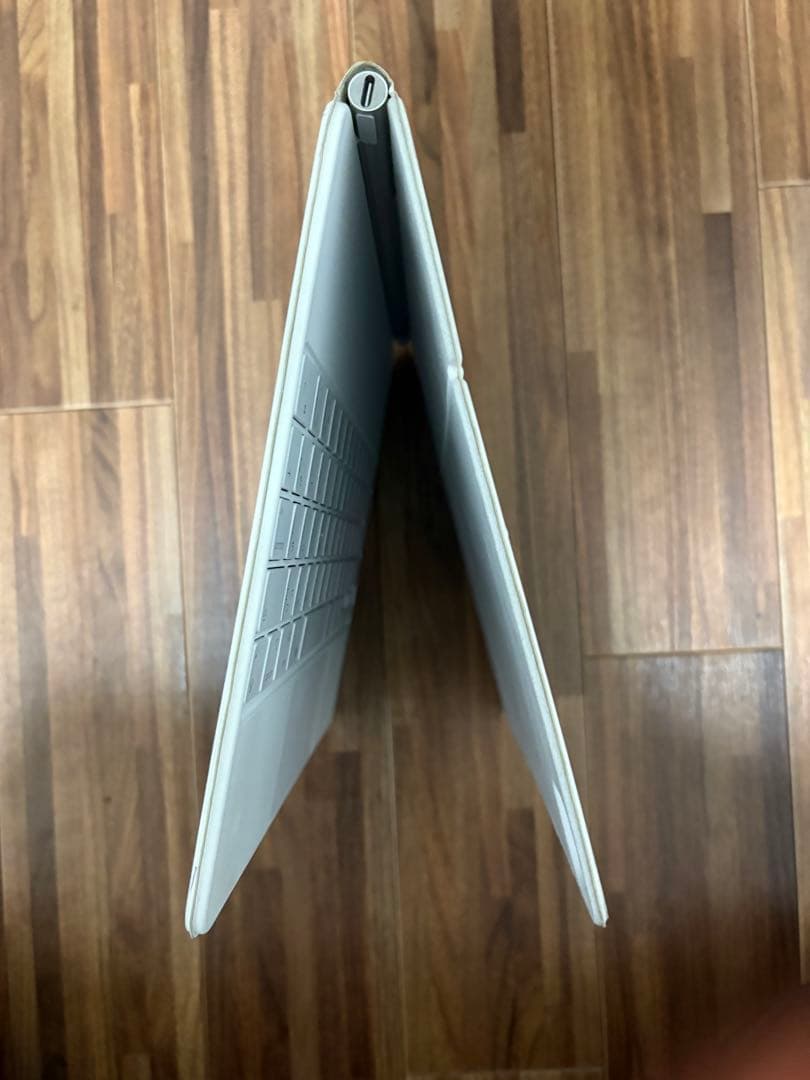 iPad pro Magic Keyboard -JIS(2021年)ホワイト