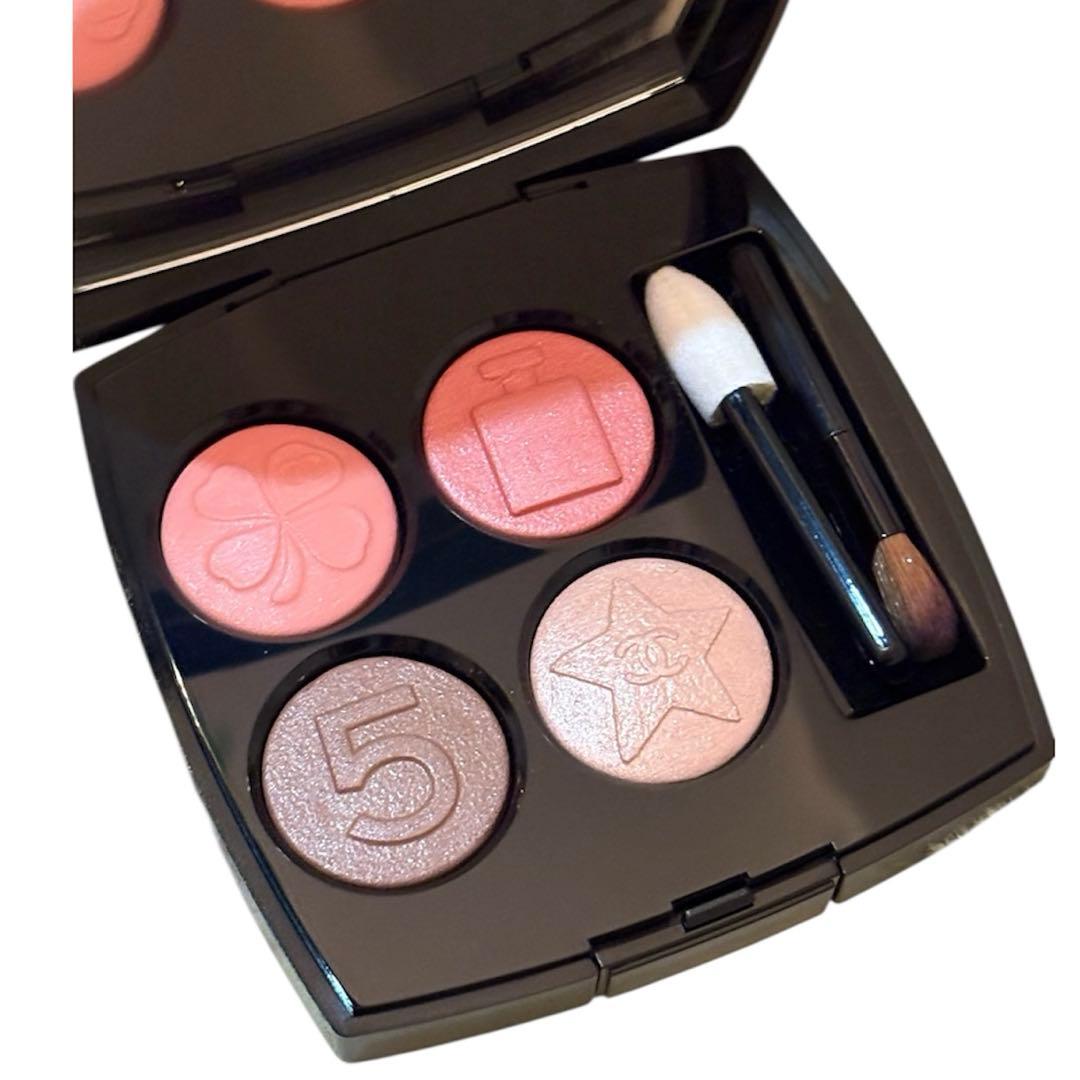 CHANEL LES 4 OMBRES BOUTONS シャネル