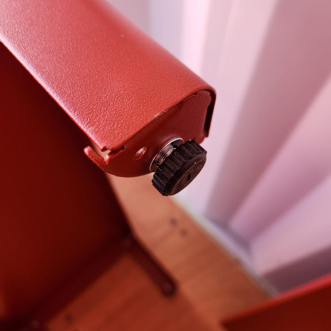 廃盤カラー ikea KOLBJÖRN 赤 スチール製 3段ラック シェルフ