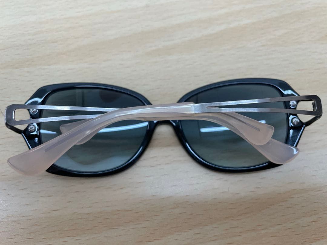 POLA ソーラープロテクトサングラス