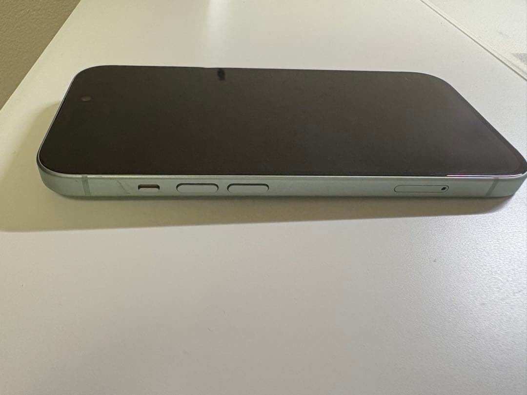 iPhone 15 グリーン 128GB SIMフリー 最大容量90% 純正箱付