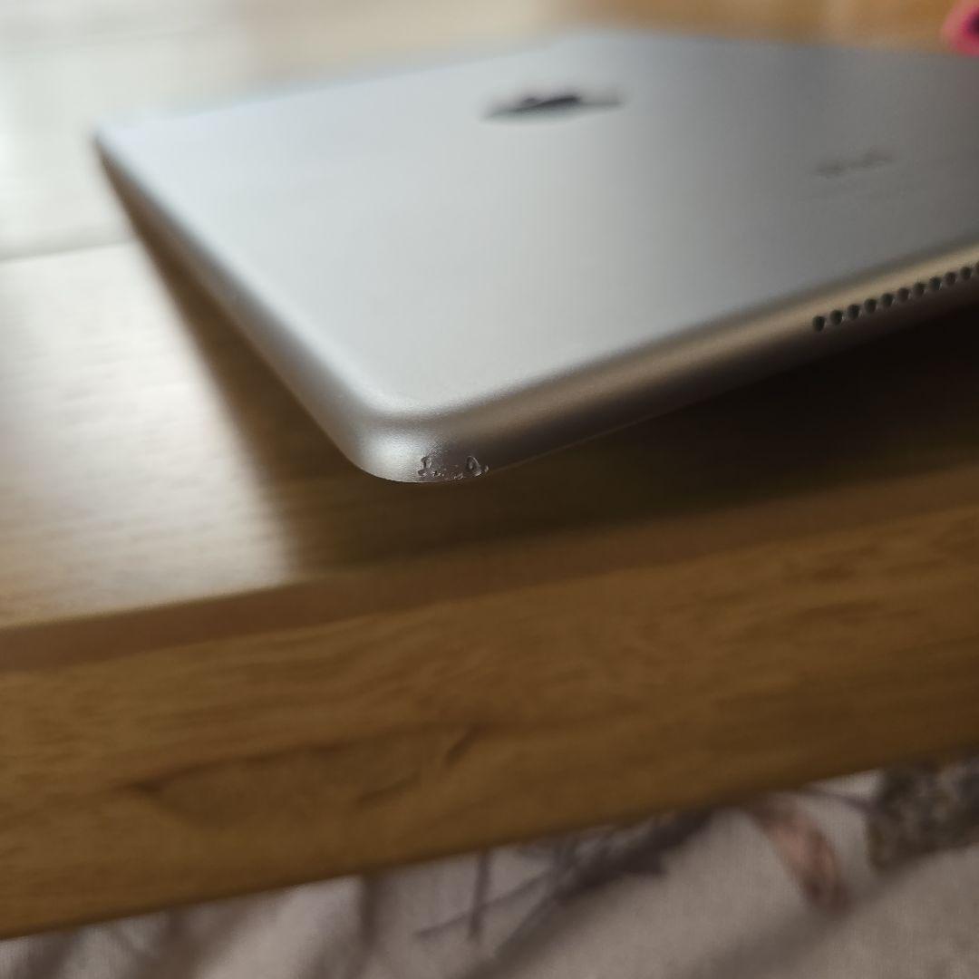 Apple iPad 9.7インチ シルバー 本体