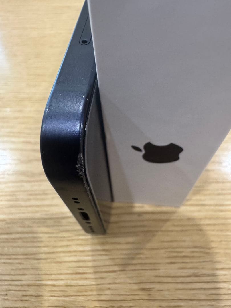 iPhone12 mini 64ギガ　SIMフリー　バッテリー１００%画面新品