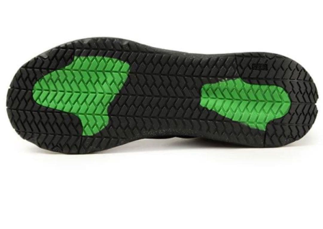 新品未使用　ザ・ノース・フェイス ピナクルランナープログレッシブ　27.5センチ