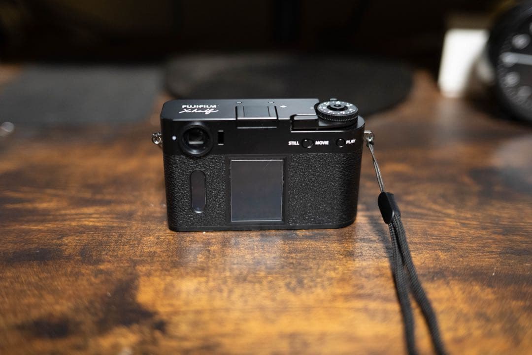 Fujifilm Xhalf ブラック 箱付き