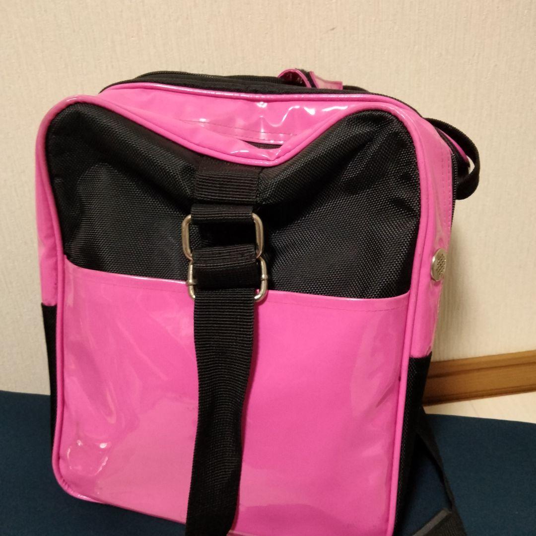 RAUND１ｘHelloKittyコラボ ボーリングバッグ マイボールバッグ