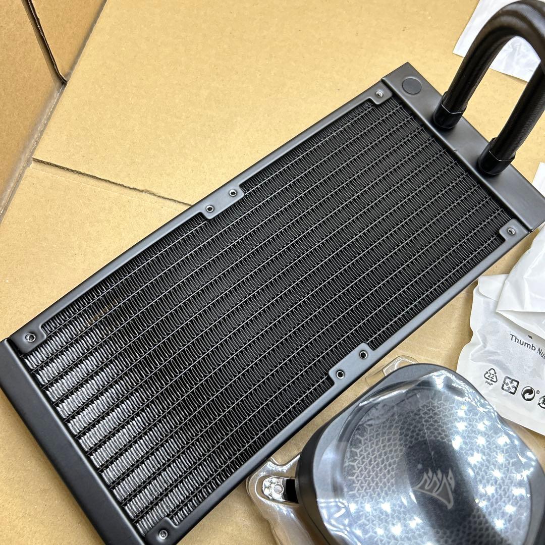 PC用ファン・クーラー CORSAIR NAUTILUS 240 RS ARGB