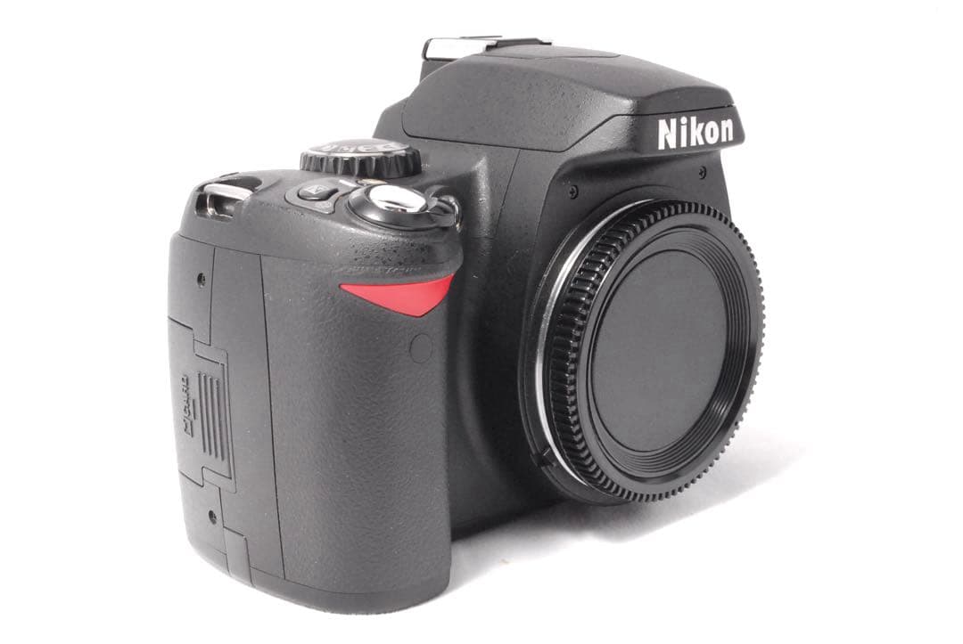 美品✨おまけ多数✨入門モデル✨Nikon D40✨一眼レフカメラ✨