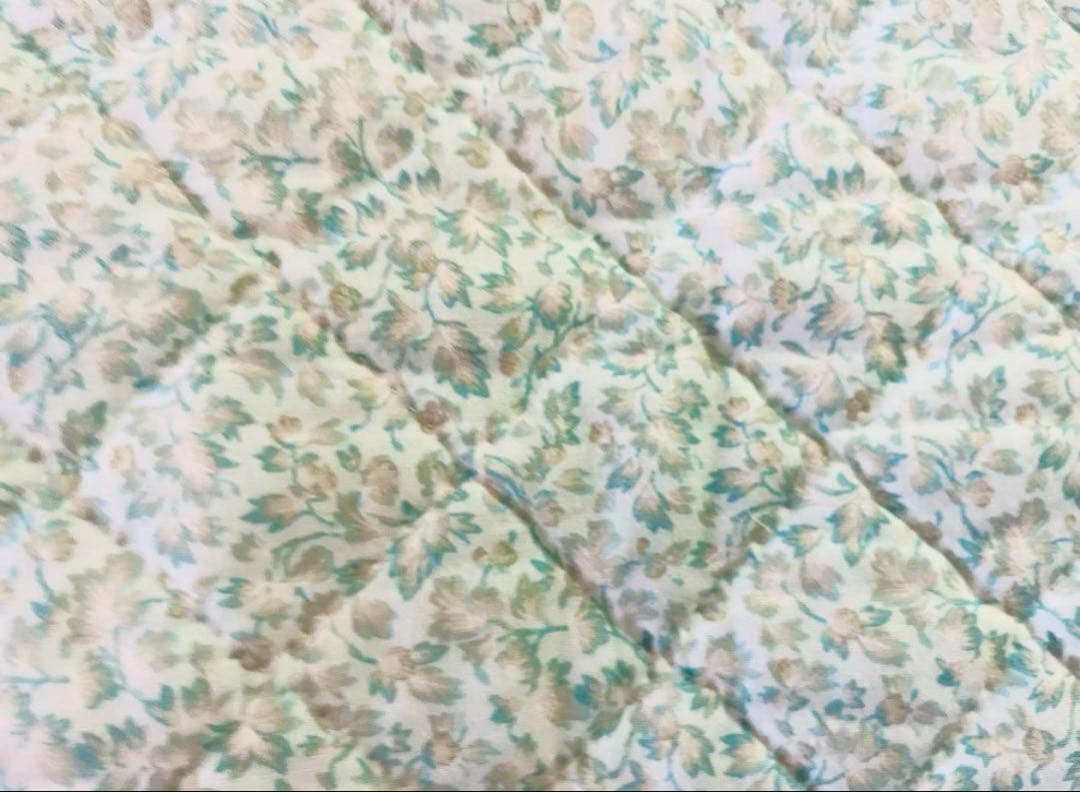 ヴィクトリアンキルトのクロス