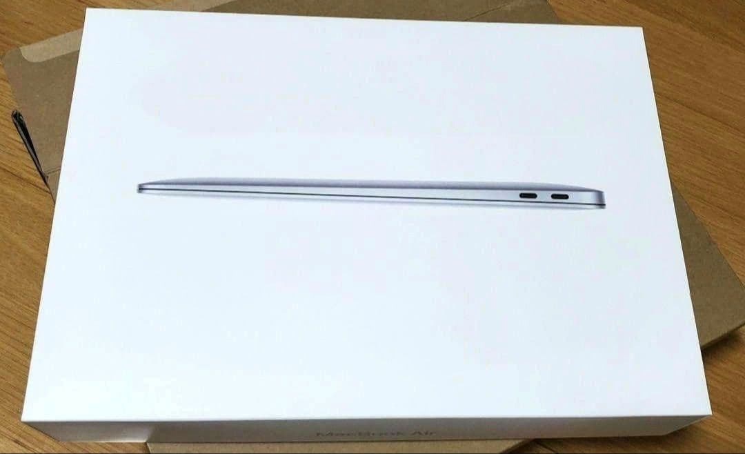 新品未使用　MacBookAir　М1チップ　メモリ16GB SSD256GB