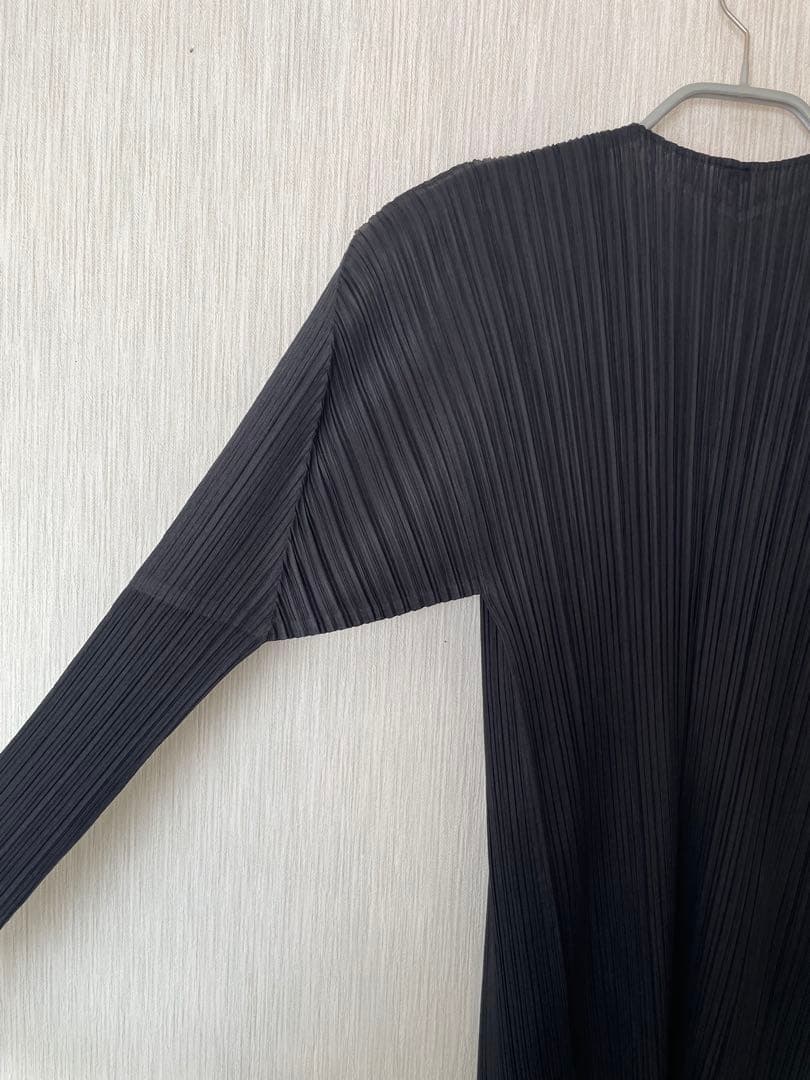 Pleats please ブラックジャケット