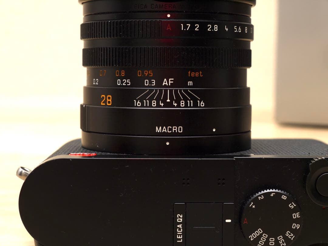 Leica Q2 コンパクトデジタルカメラ