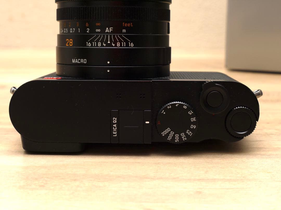 Leica Q2 コンパクトデジタルカメラ
