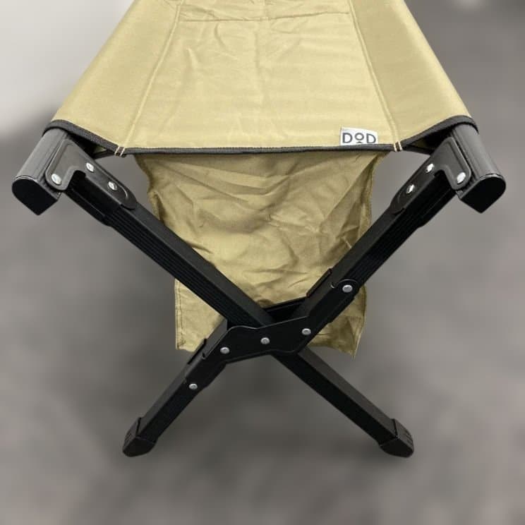 【廃番品】DOD ストレージベンチ 折り畳み式 FS2-246M カーキ 収納袋