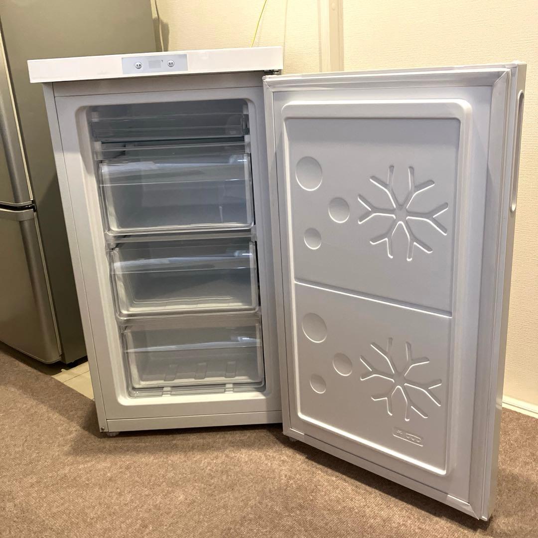 冷凍庫　64L タッチパネルあり　ホワイト