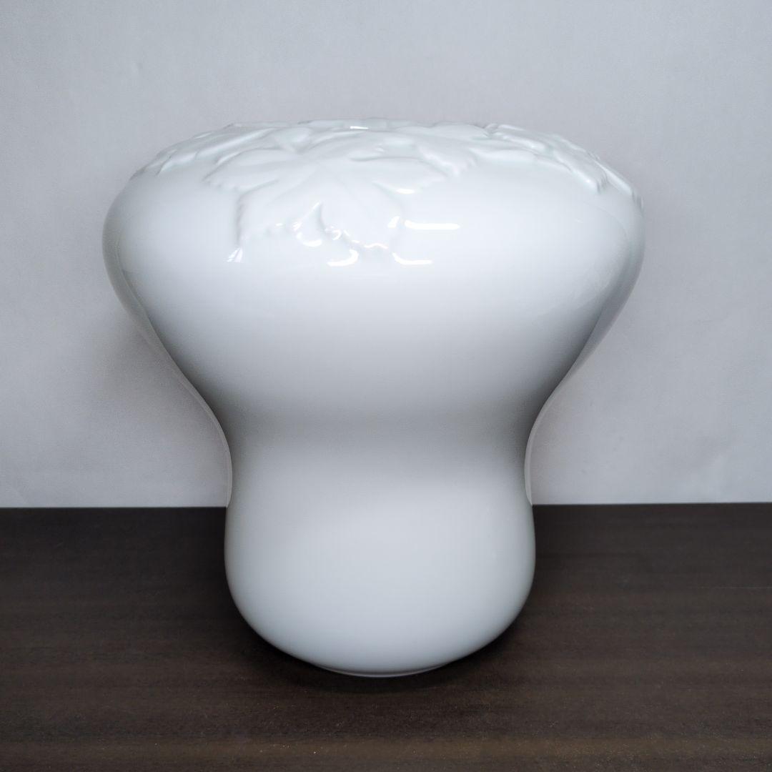 深川製磁 君島一郎 白磁 貼付 葉文 花瓶 高さ約25cm