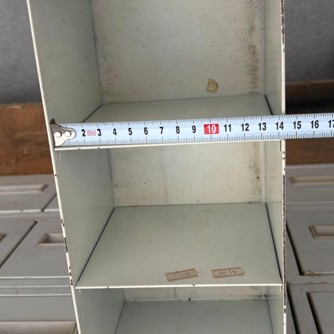 送料込￼ 80年代 ビンテージ　アイアン棚　インダストリアル キャビネット