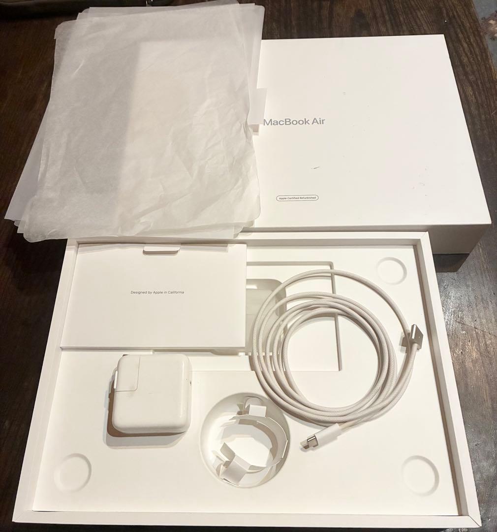 め*こ様 MacBook Air M2 2022 8G 256G 8コア　美品