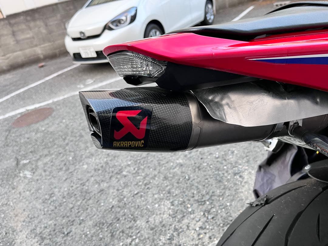 CBR600RR PC40 アクラポビッチマフラー