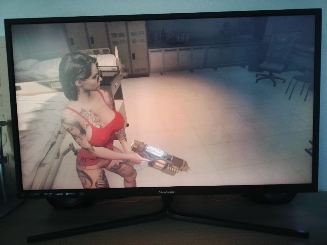 ViewSonic 4K 32インチモニター