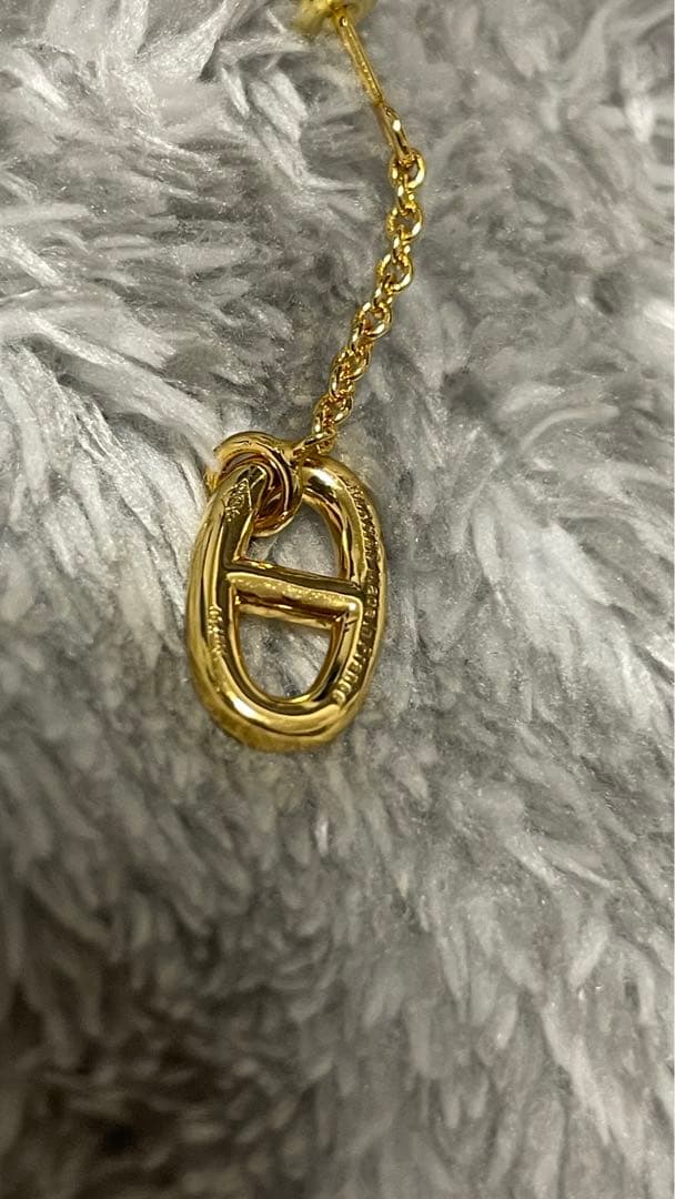 HERMES ゴールドピアス(両耳)