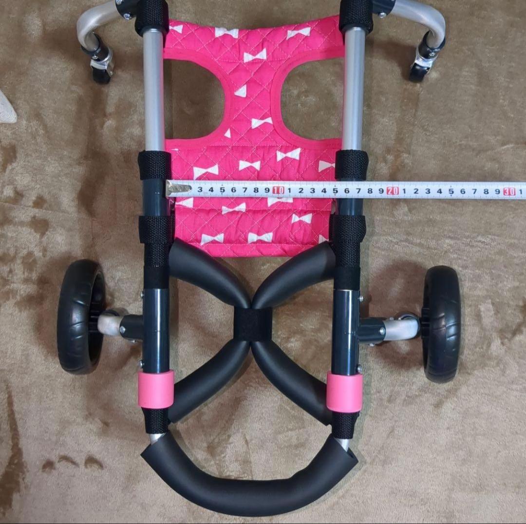 ワンちゃん4輪　リハビリ　犬の歩行器