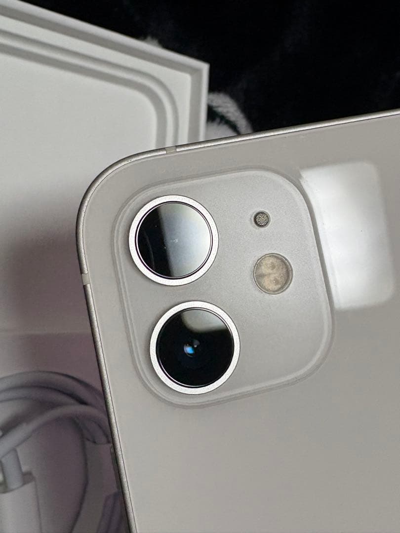 Apple iPhone 12 ホワイト 本体　256GB docomo