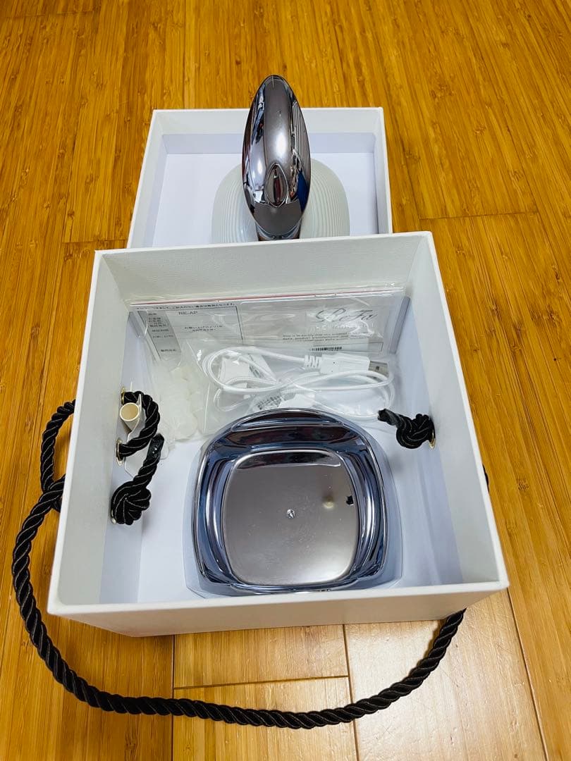 ReFa マッサージャー ホワイト・シルバー