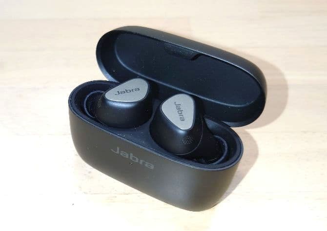 Jabra Elite 5 ワイヤレスイヤホン　包装箱・付属品・説明書一式付き