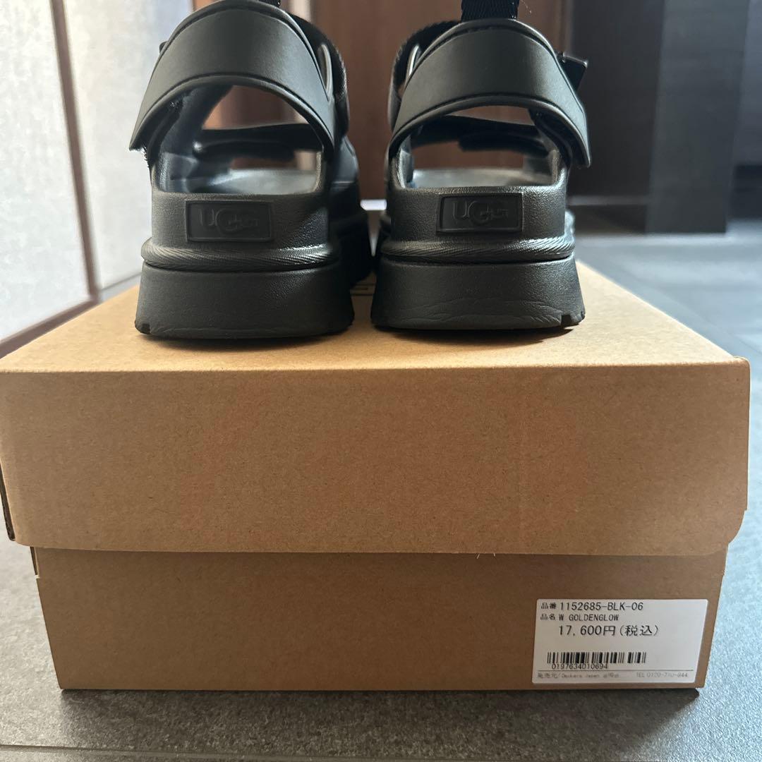 大人気‼️ UGG GOLDEN GLOWサンダル　ブラック　23センチ